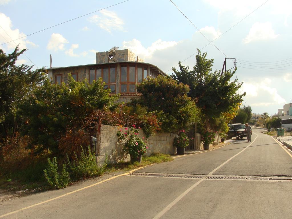 Miltos Apartment Argaka Bagian luar foto