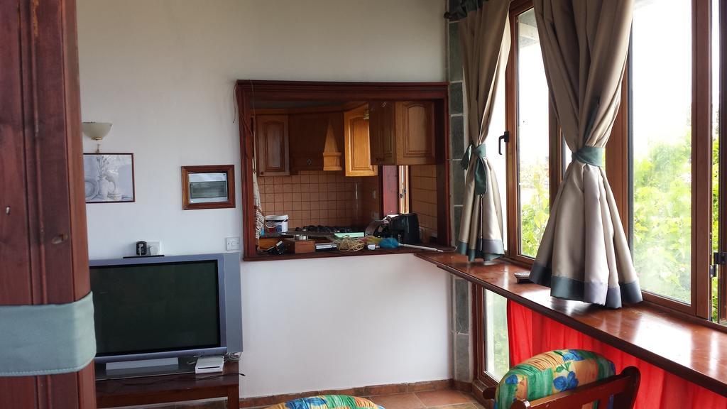 Miltos Apartment Argaka Bagian luar foto