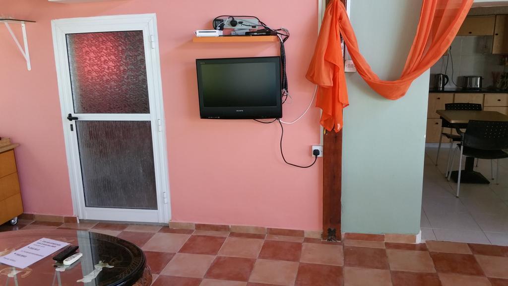 Miltos Apartment Argaka Bagian luar foto