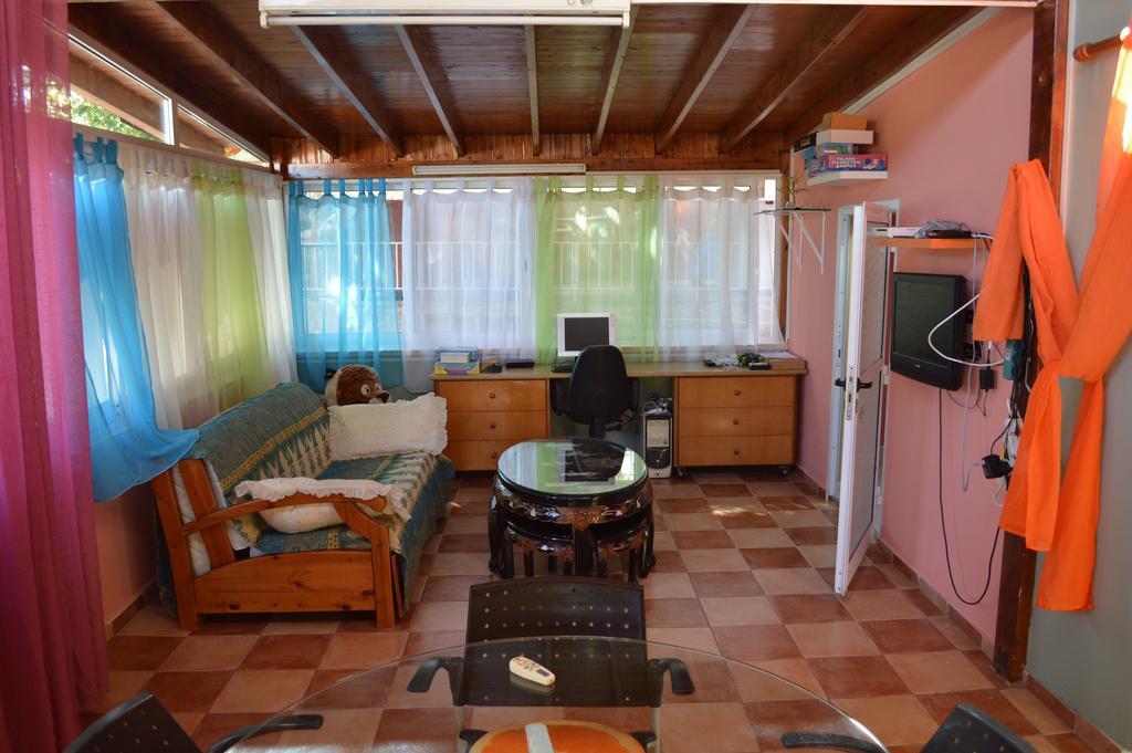 Miltos Apartment Argaka Bagian luar foto